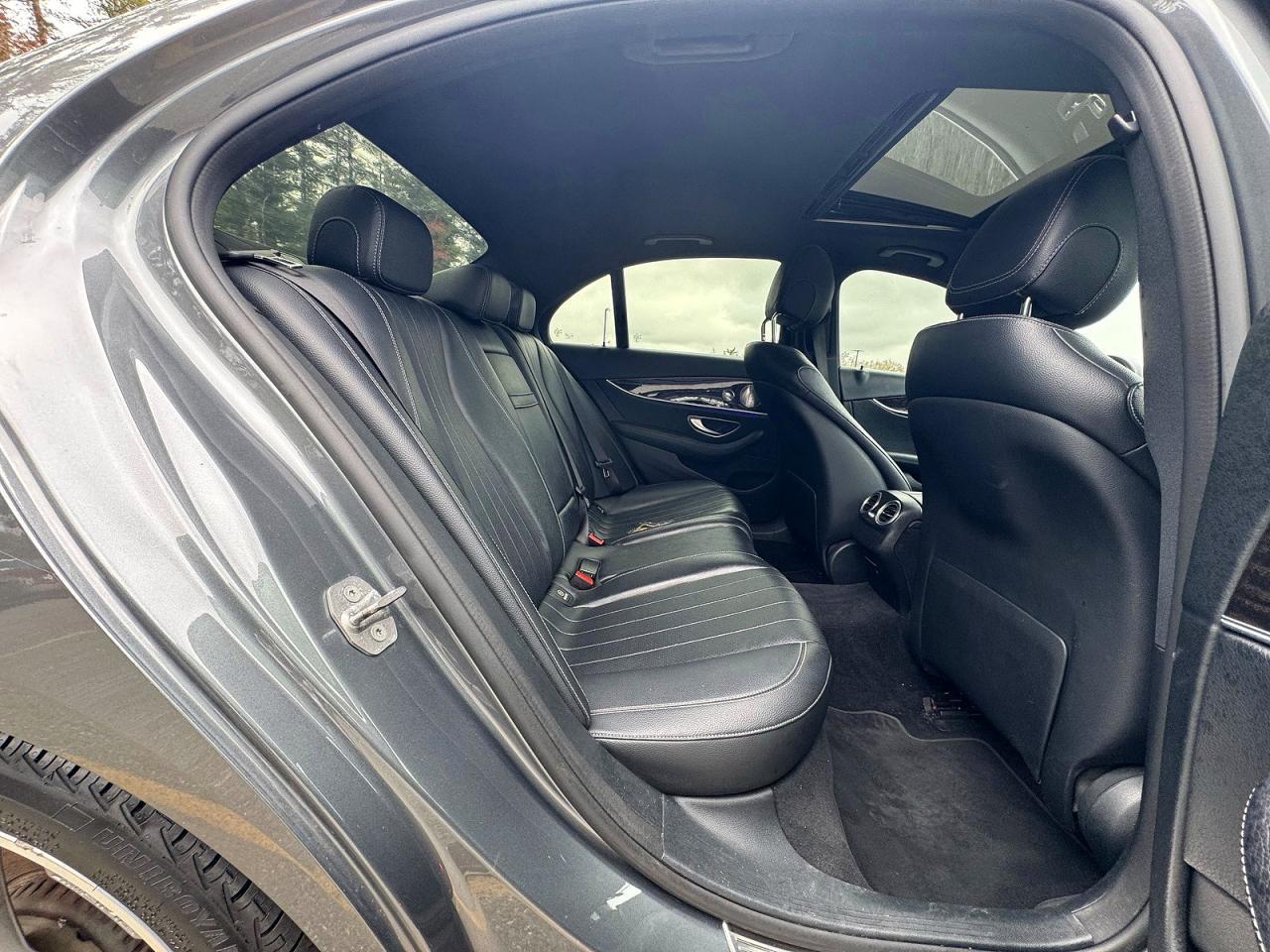 2017 Mercedes-Benz E 300 4Matic - Фото 6