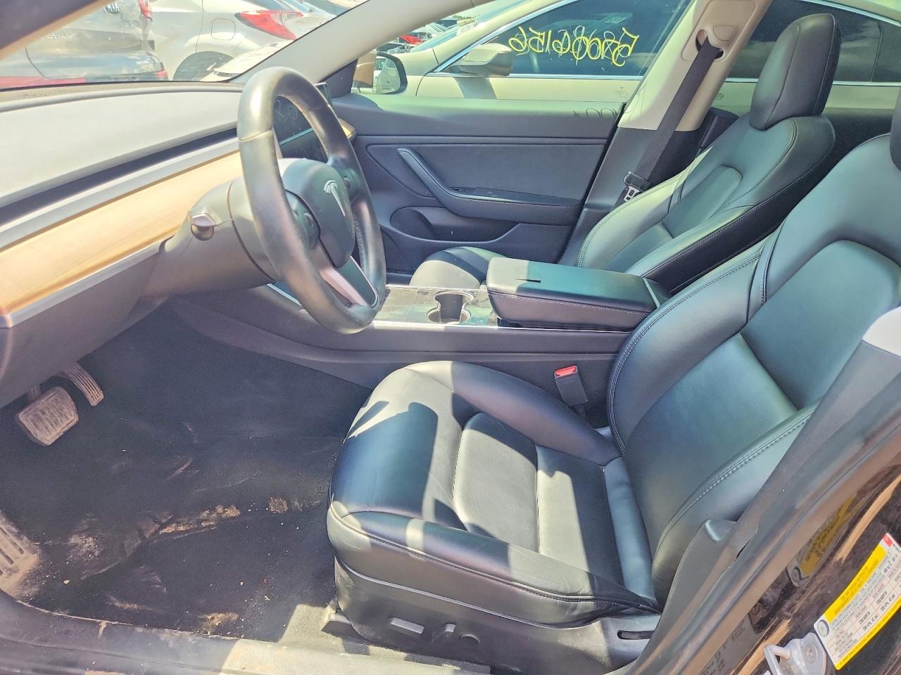 2019 Tesla Model 3 - Image 7