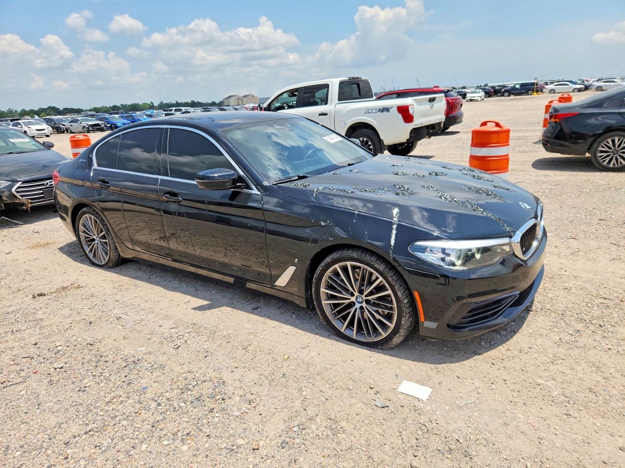 2019 BMW 530E - Фото 4