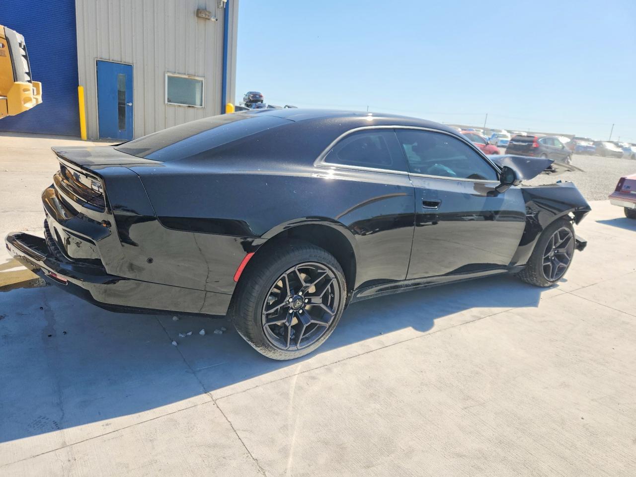 2024 Dodge Charger Daytona R - Image 3