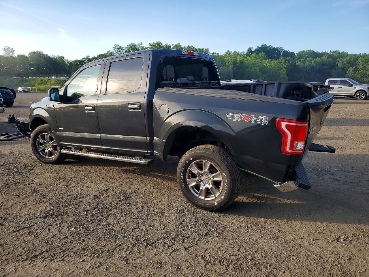 2015 Ford F150 Supercrew - Фото 2