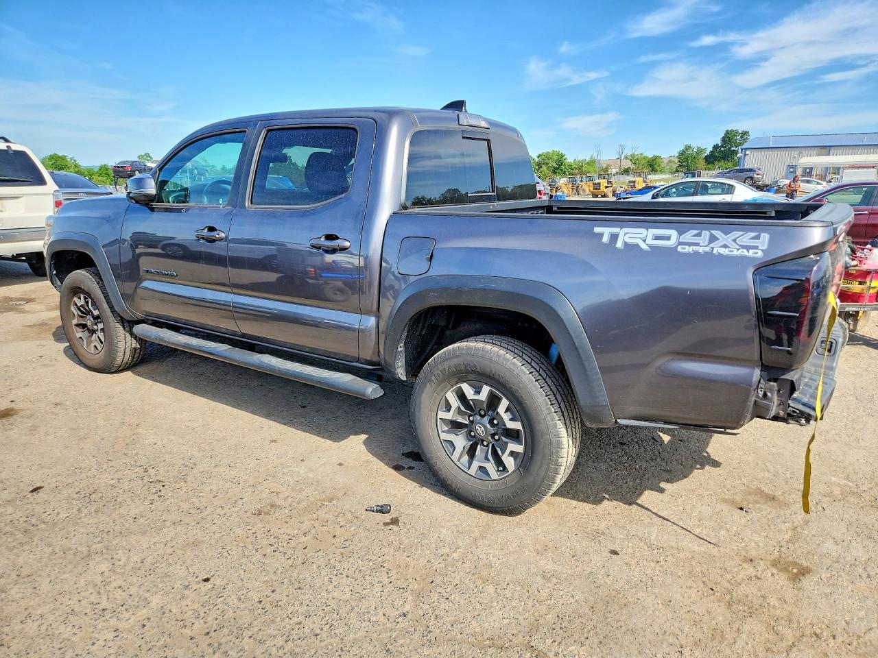 2021 Toyota Tacoma Trd Off-Road - Фото 2