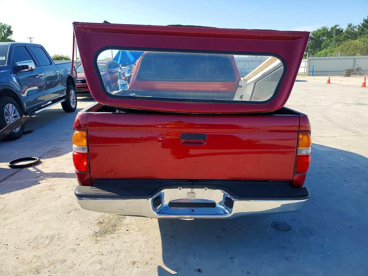 2004 Toyota Tacoma Xtracab - Фото 6