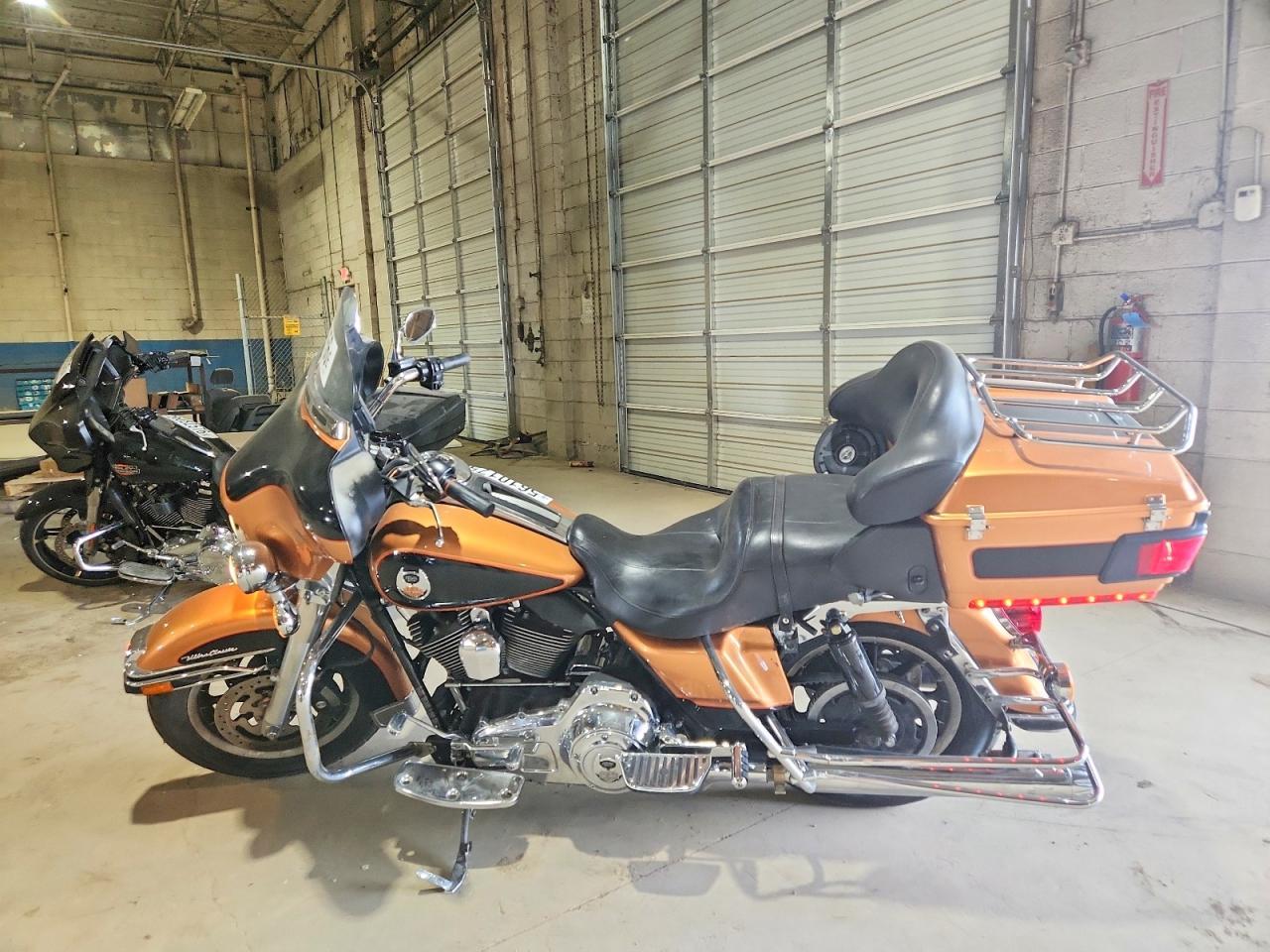 2008 Harley-Davidson Flhtcui 105Th Anniversary Edition - Фото 3