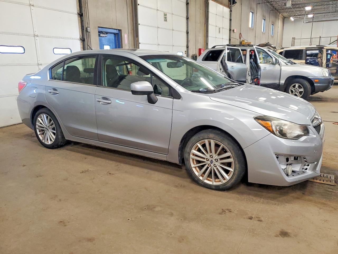 2015 Subaru Impreza Premium Plus - Фото 4
