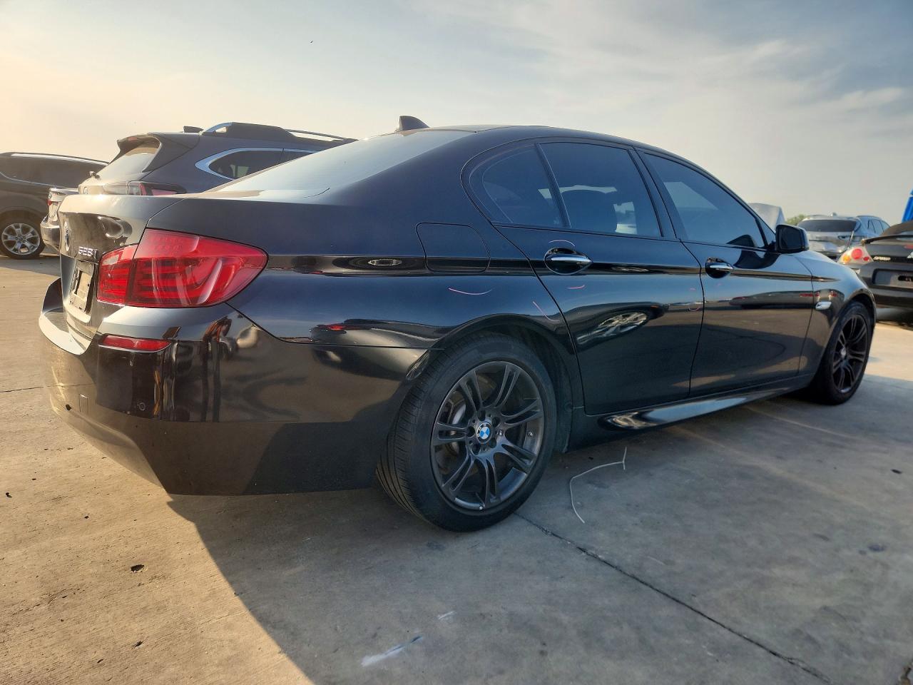 2013 BMW 528 I - Фото 3