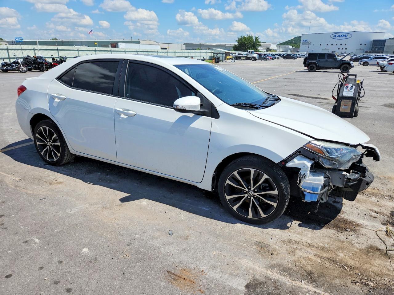 2017 Toyota Corolla Se - Image 4