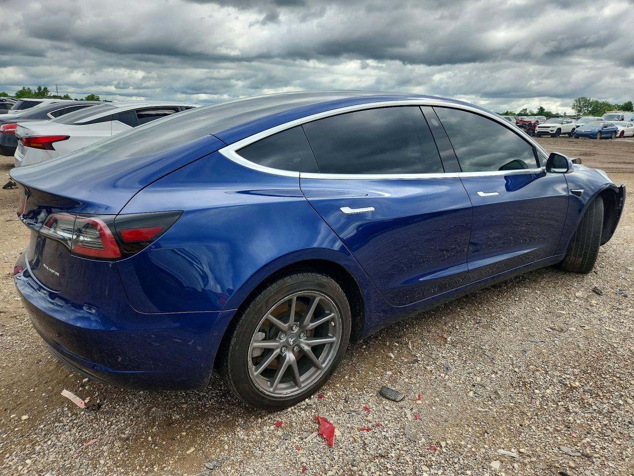 2020 Tesla Model 3 - Фото 3