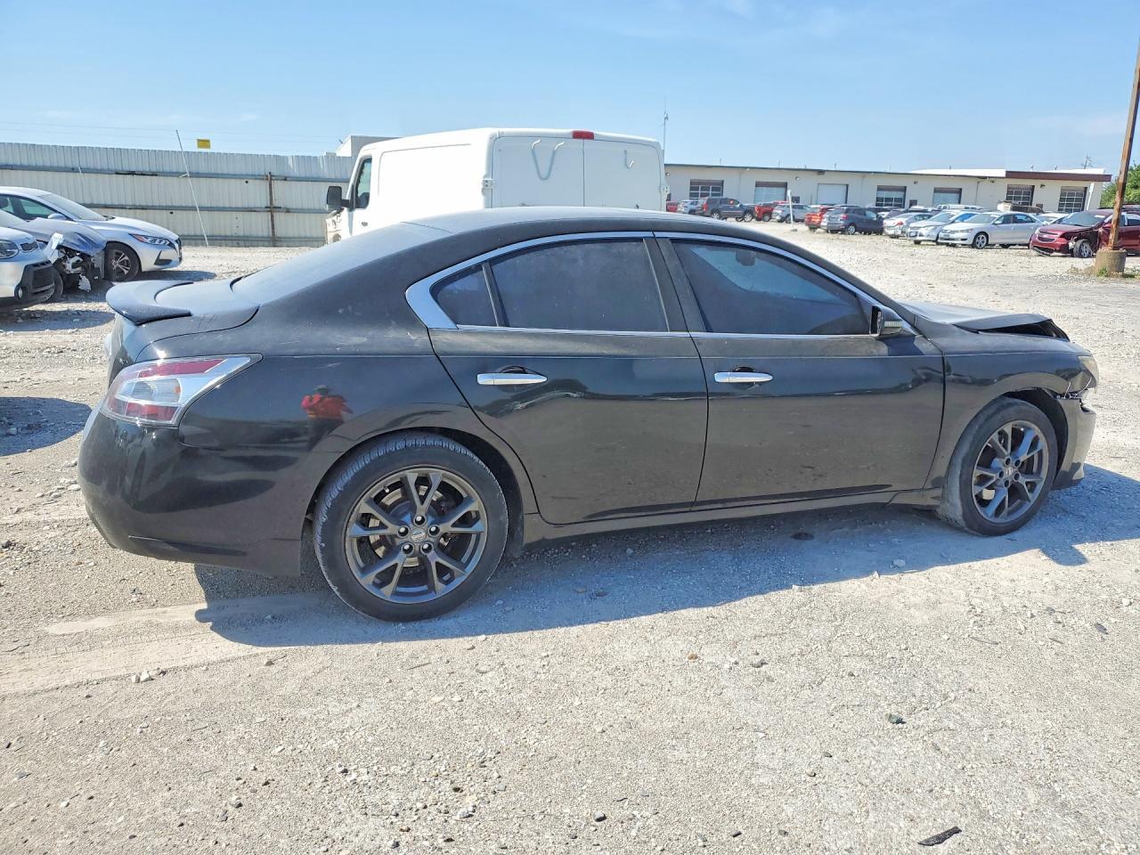 2012 Nissan Maxima 3.5 S - Фото 3