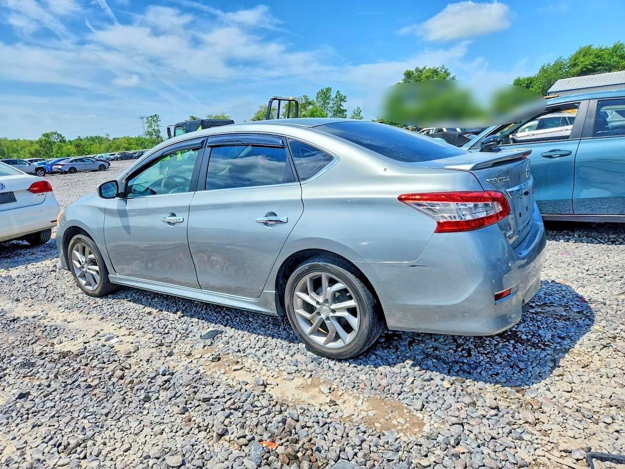 2013 Nissan Sentra S - Фото 2