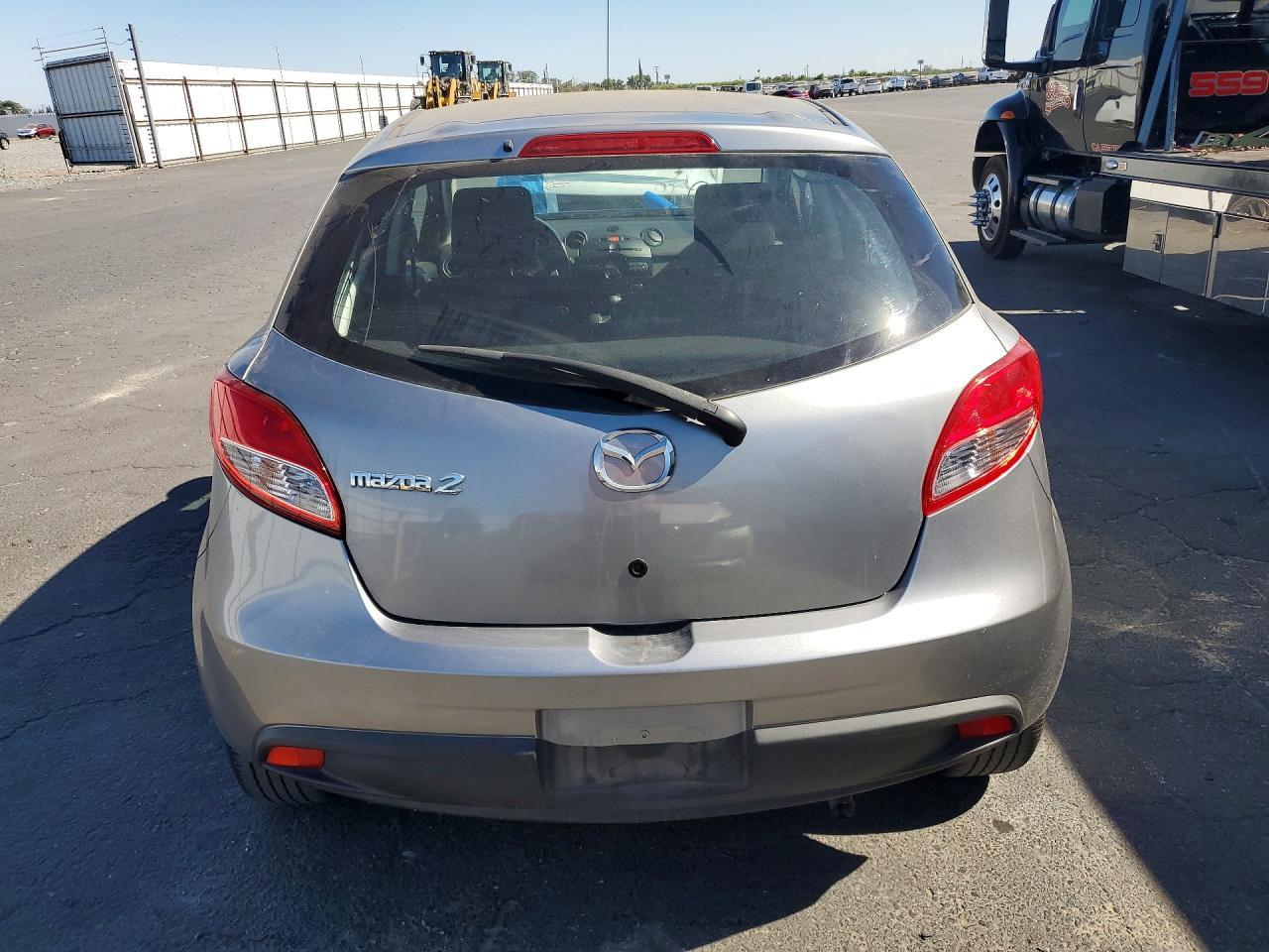 2014 Mazda Mazda2 Sport - Image 6