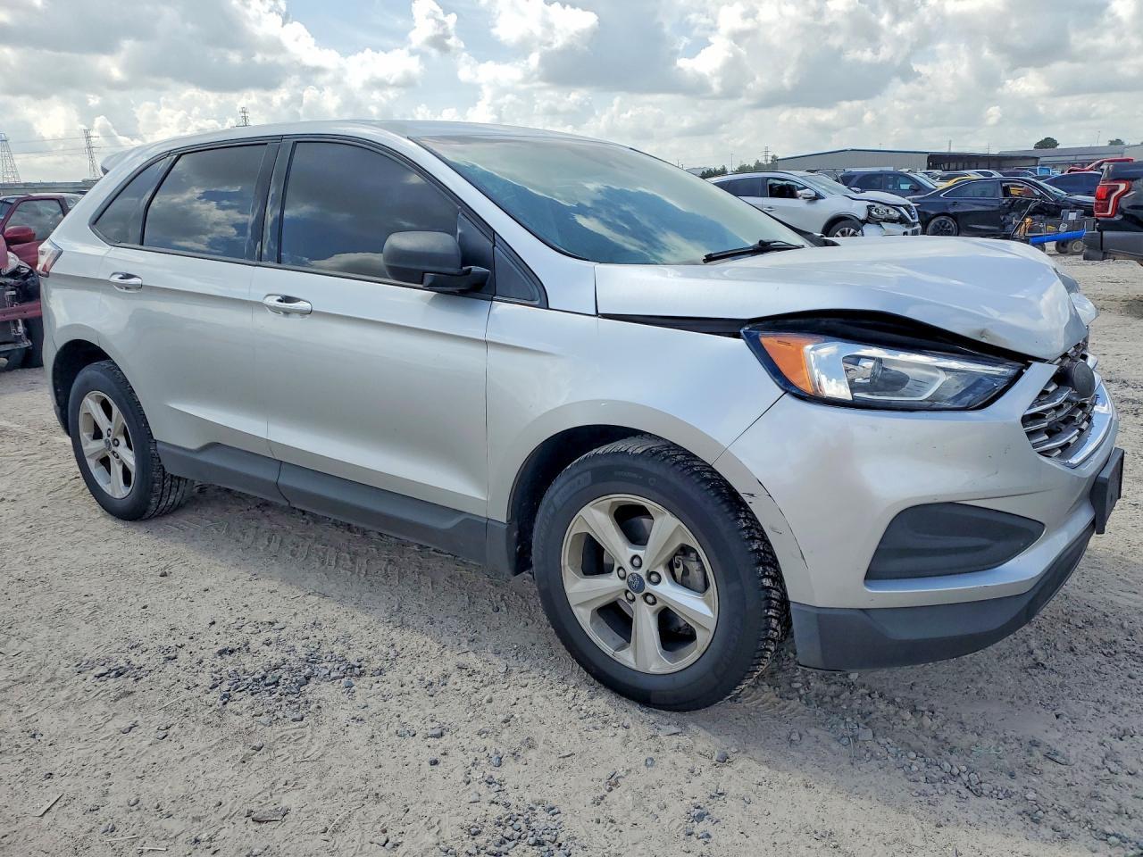2019 Ford Edge - Фото 4