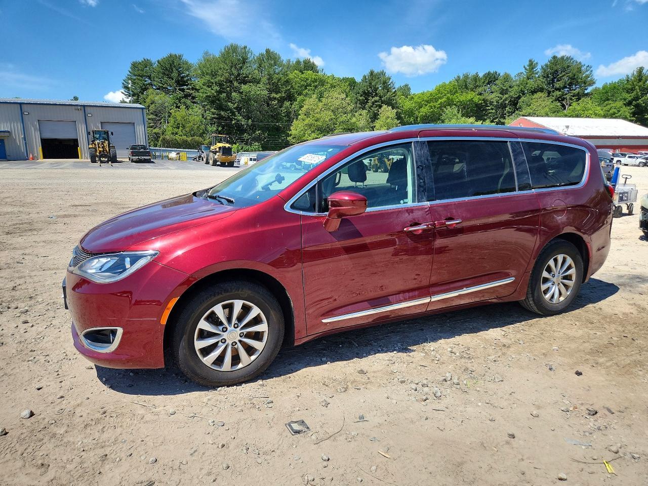 2018 Chrysler Pacifica Touring L Plus