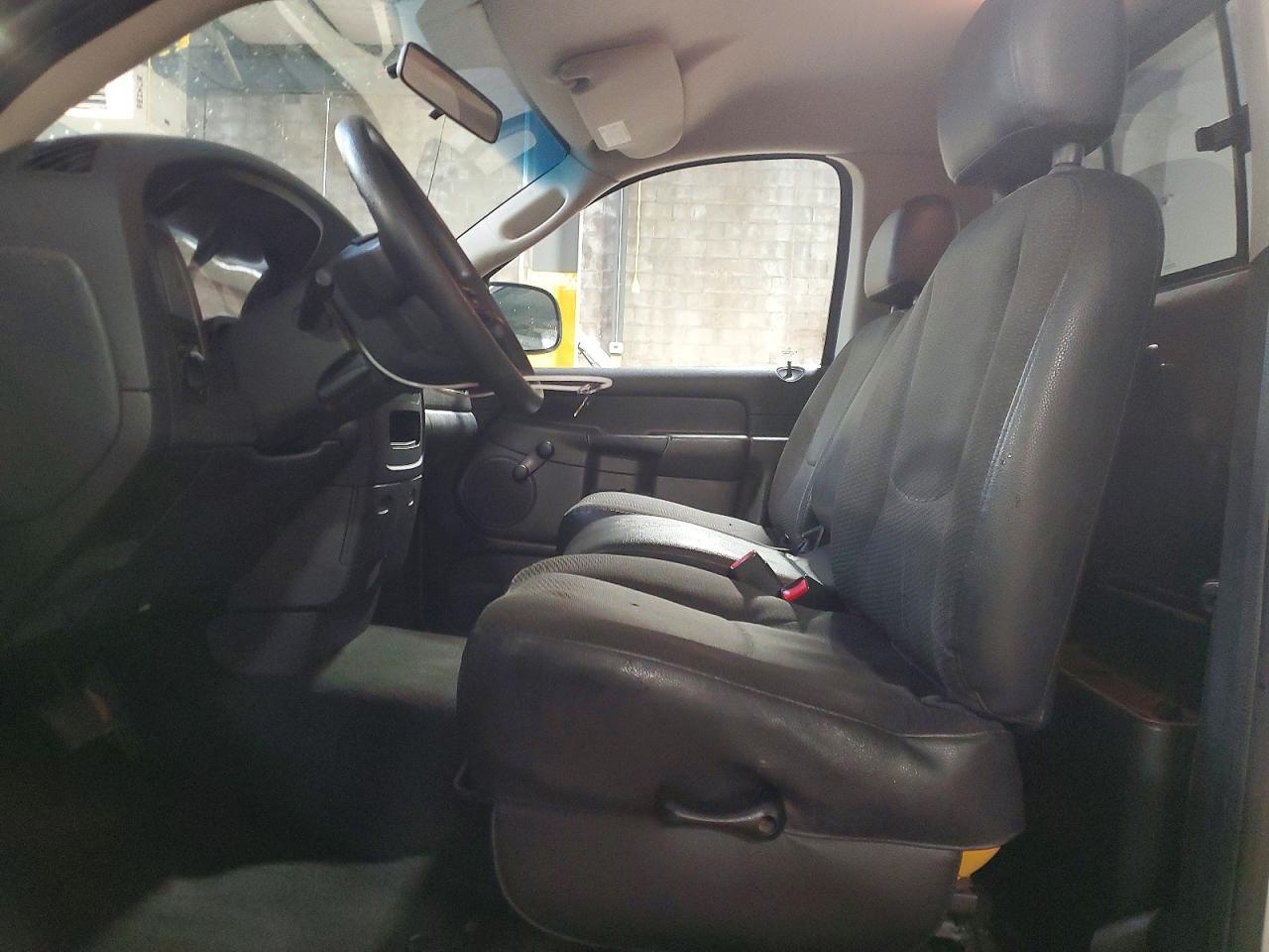 2005 Dodge Ram 1500 St - Фото 7