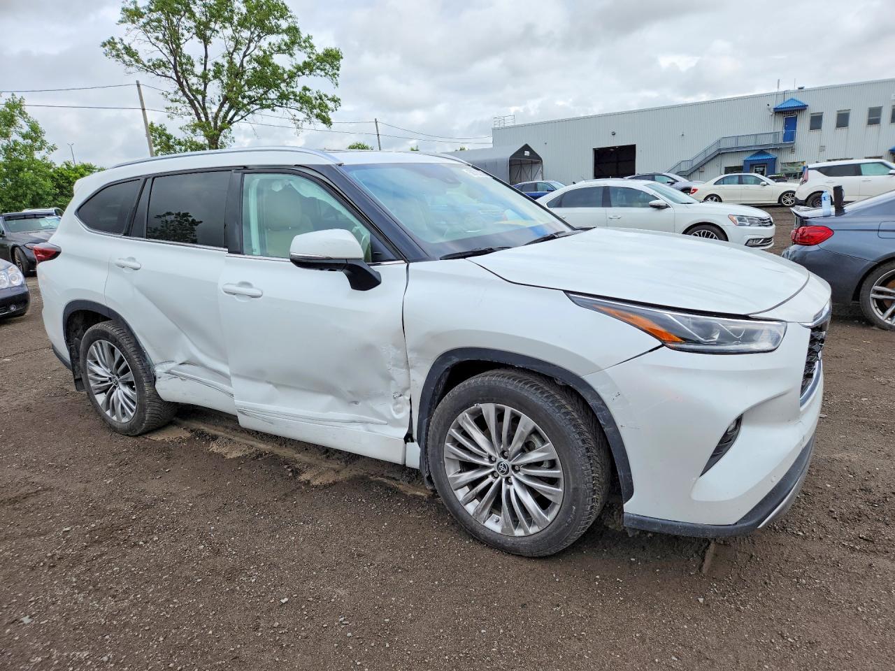 2022 Toyota Highlander Platinum - Фото 4
