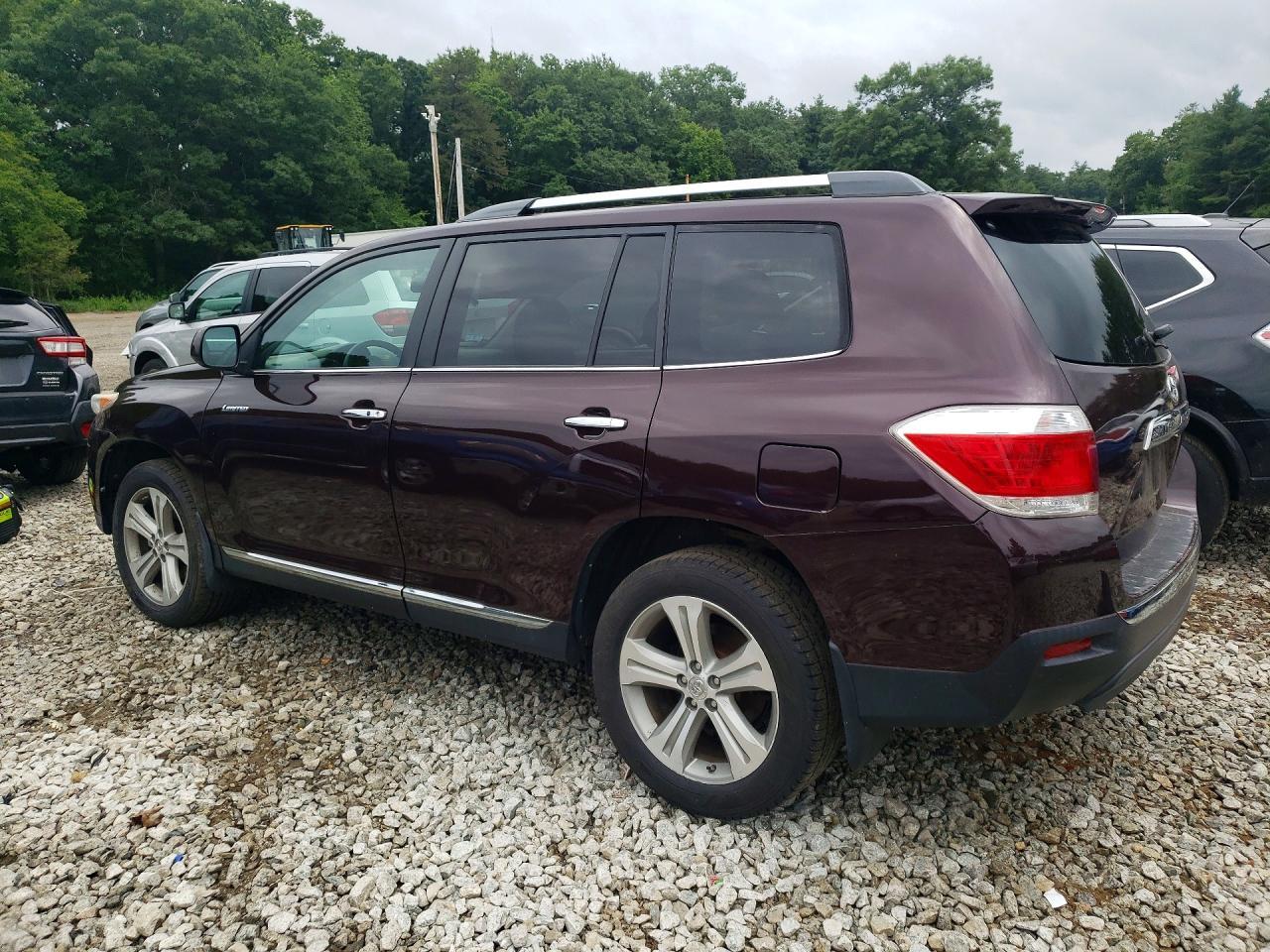 2013 Toyota Highlander Limited - Фото 2