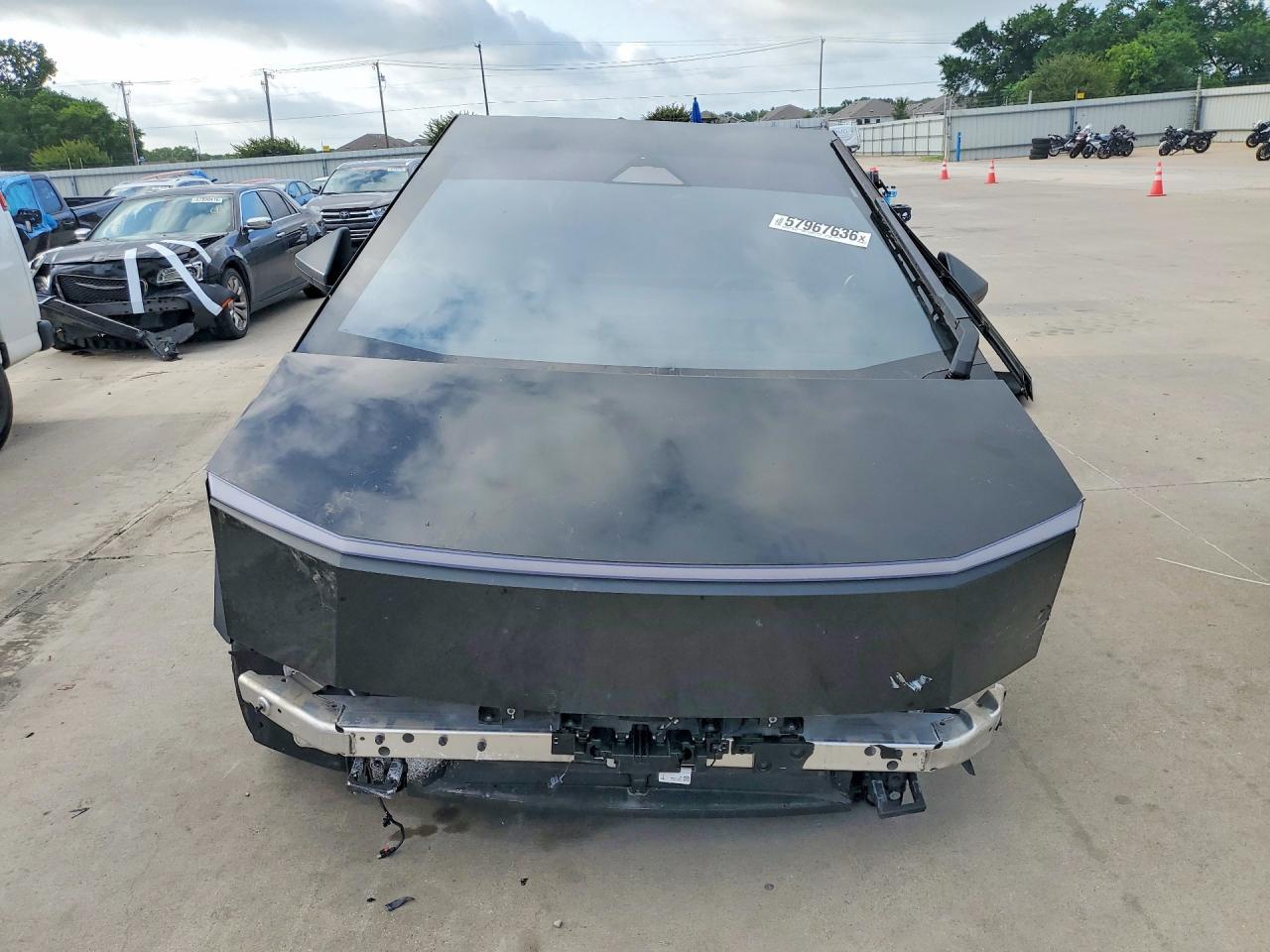 2024 Tesla Cybertruck - Фото 5
