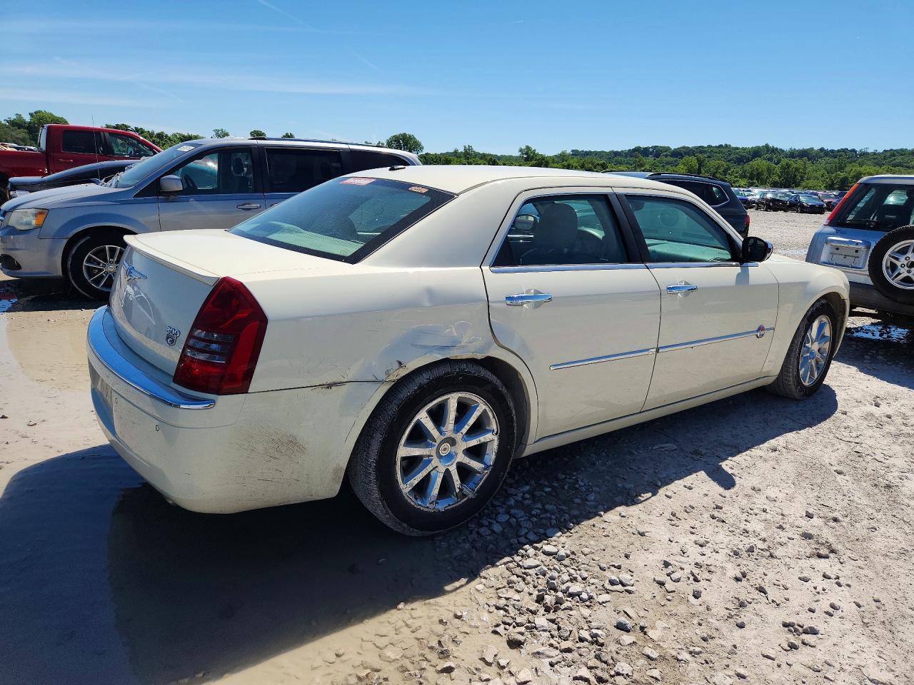 2006 Chrysler 300C - Image 3