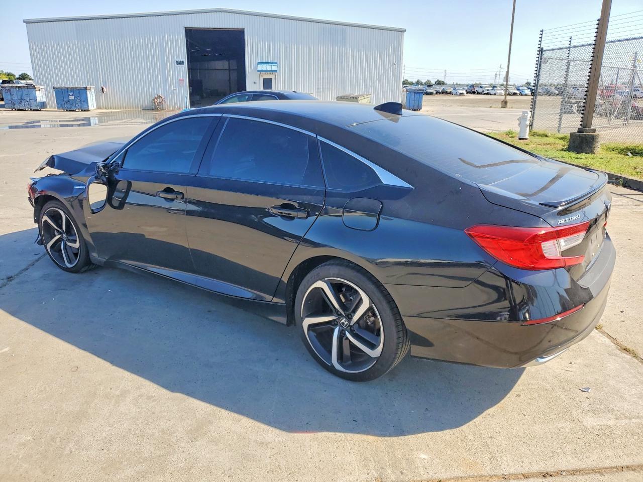 2022 Honda Accord Hybrid Sport - Фото 2