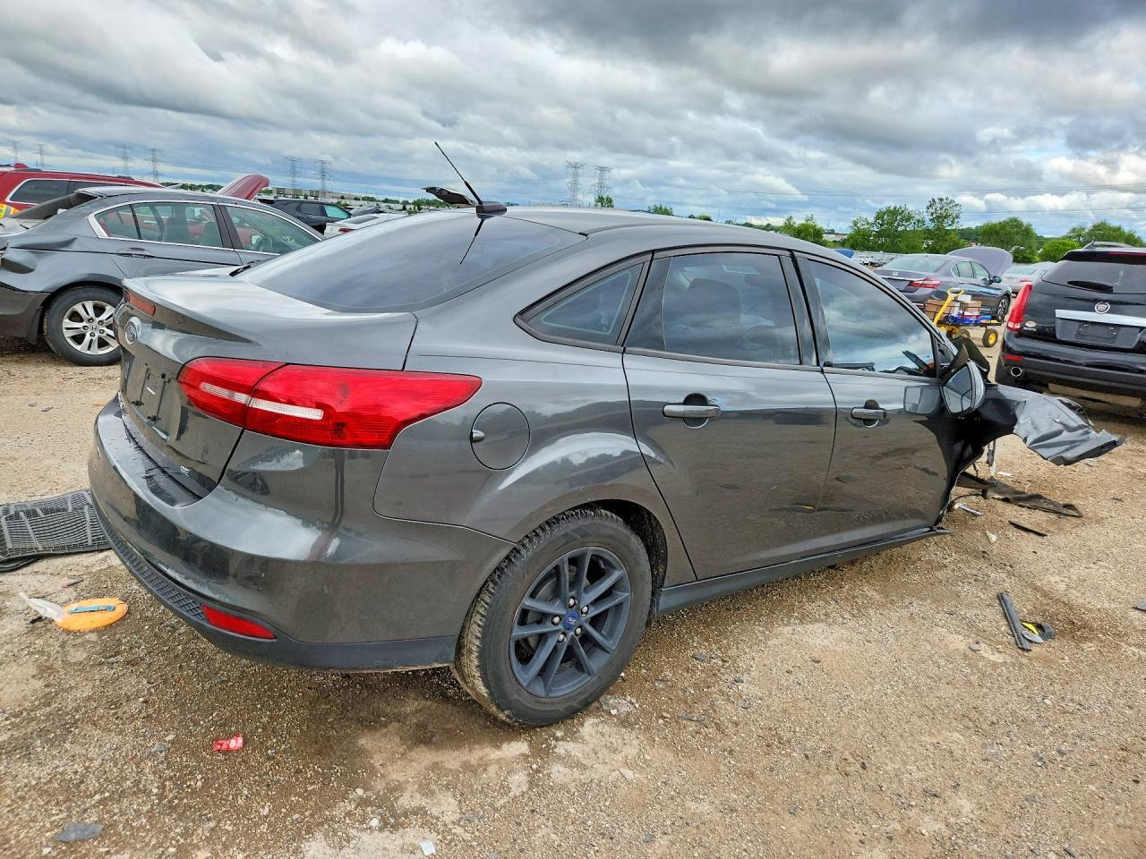 2018 Ford Focus Se - Фото 3