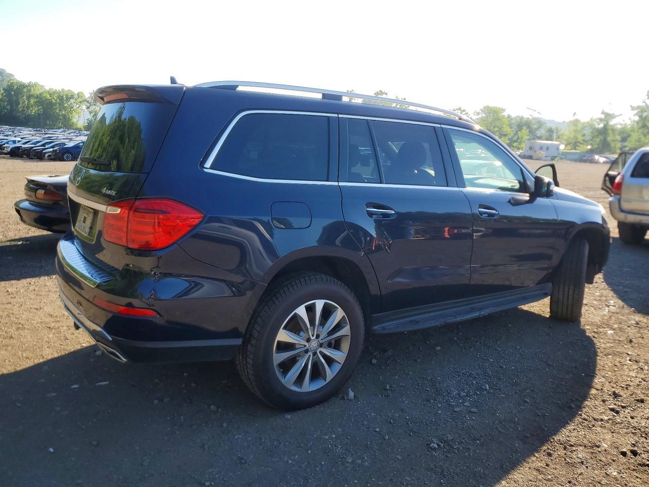 2016 Mercedes-Benz Gl 450 4Matic - Image 3