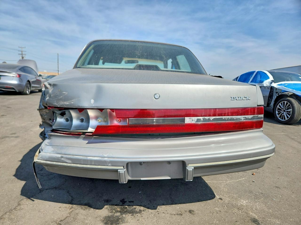 1995 Buick Century Custom - Фото 6