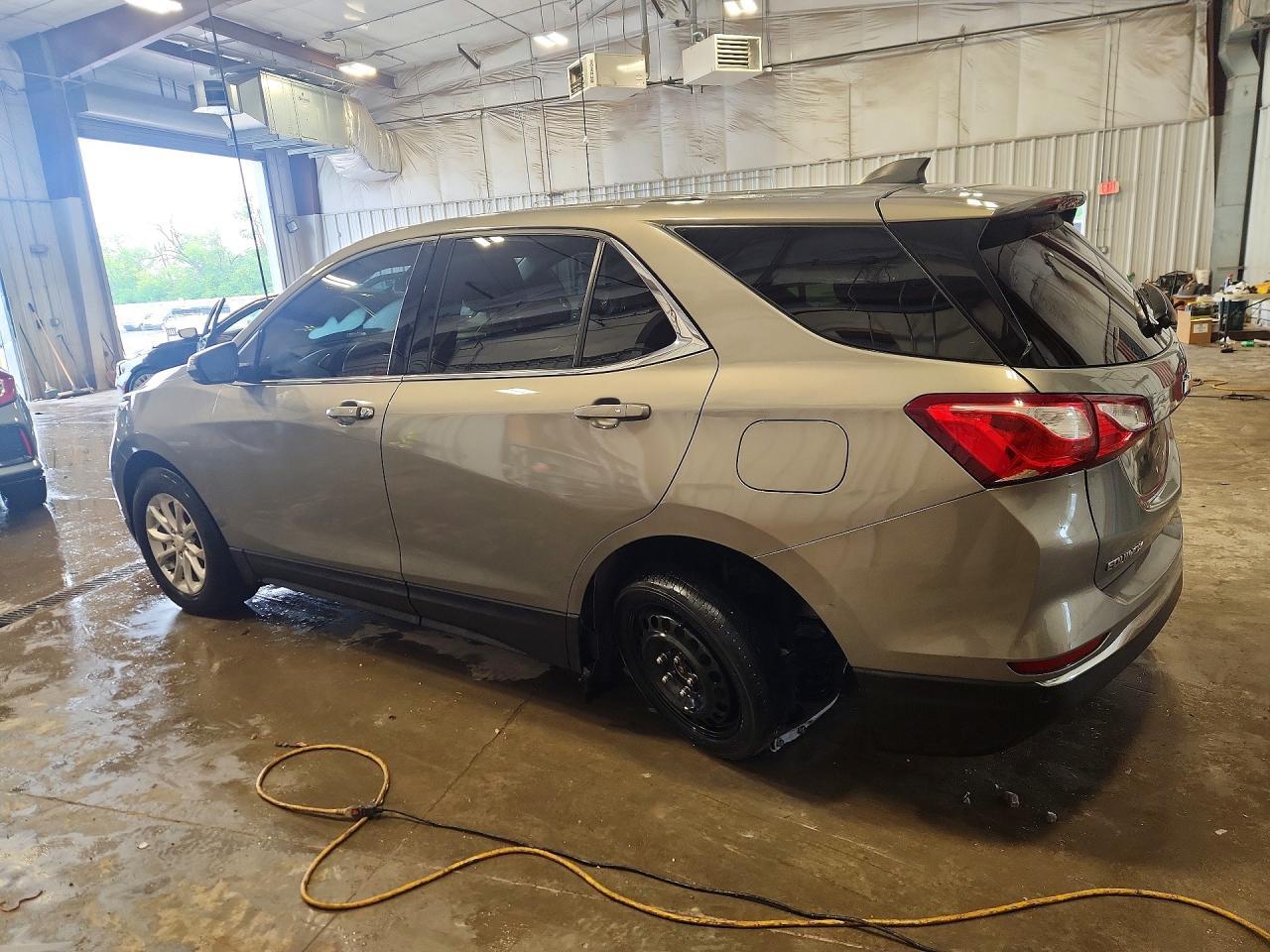 2018 Chevrolet Equinox Lt - Фото 2