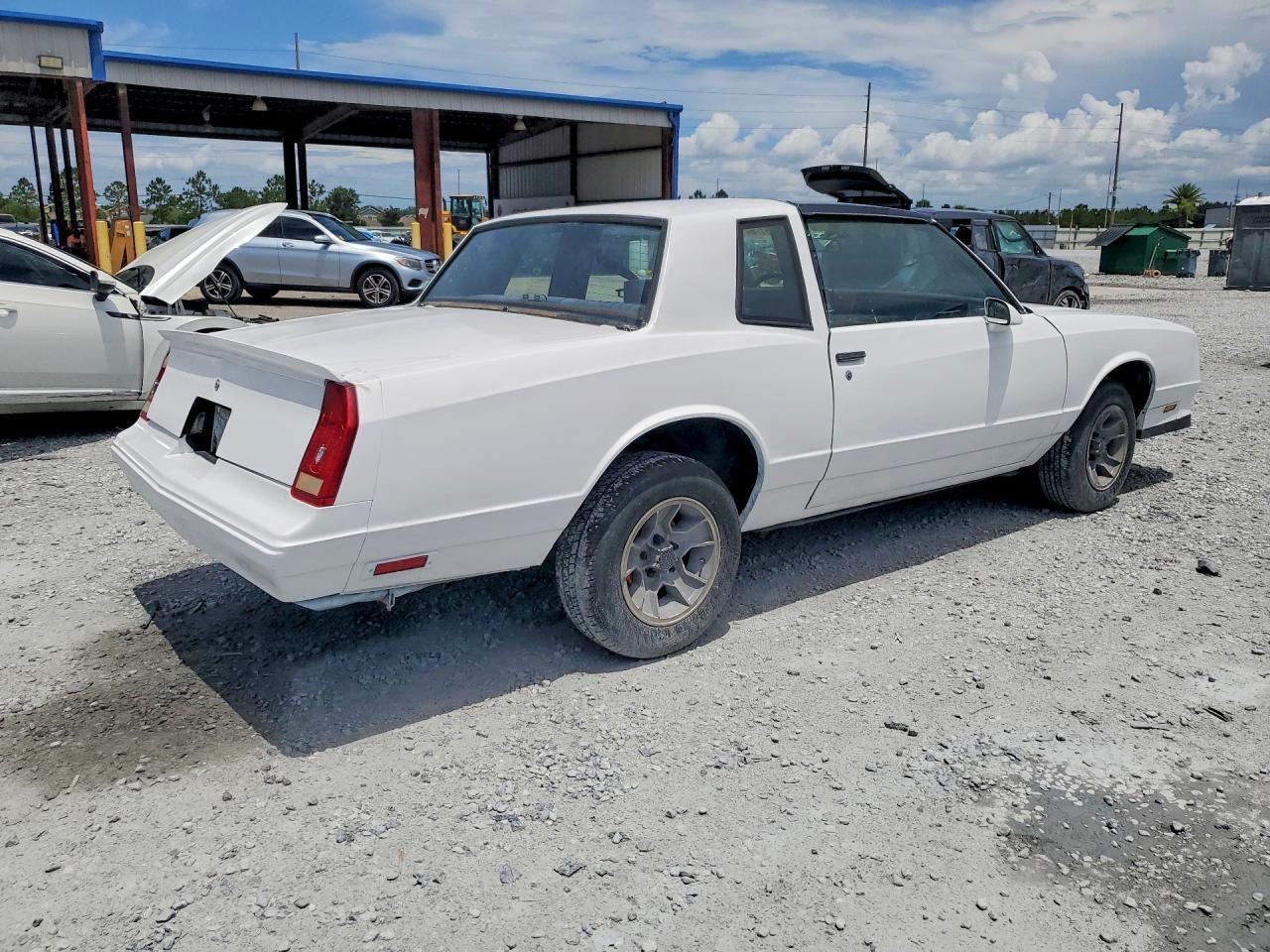 1987 Chevrolet Monte Carlo - Image 3
