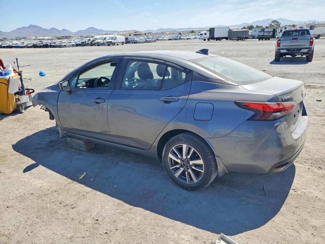 2023 Nissan Versa Sv - Фото 2