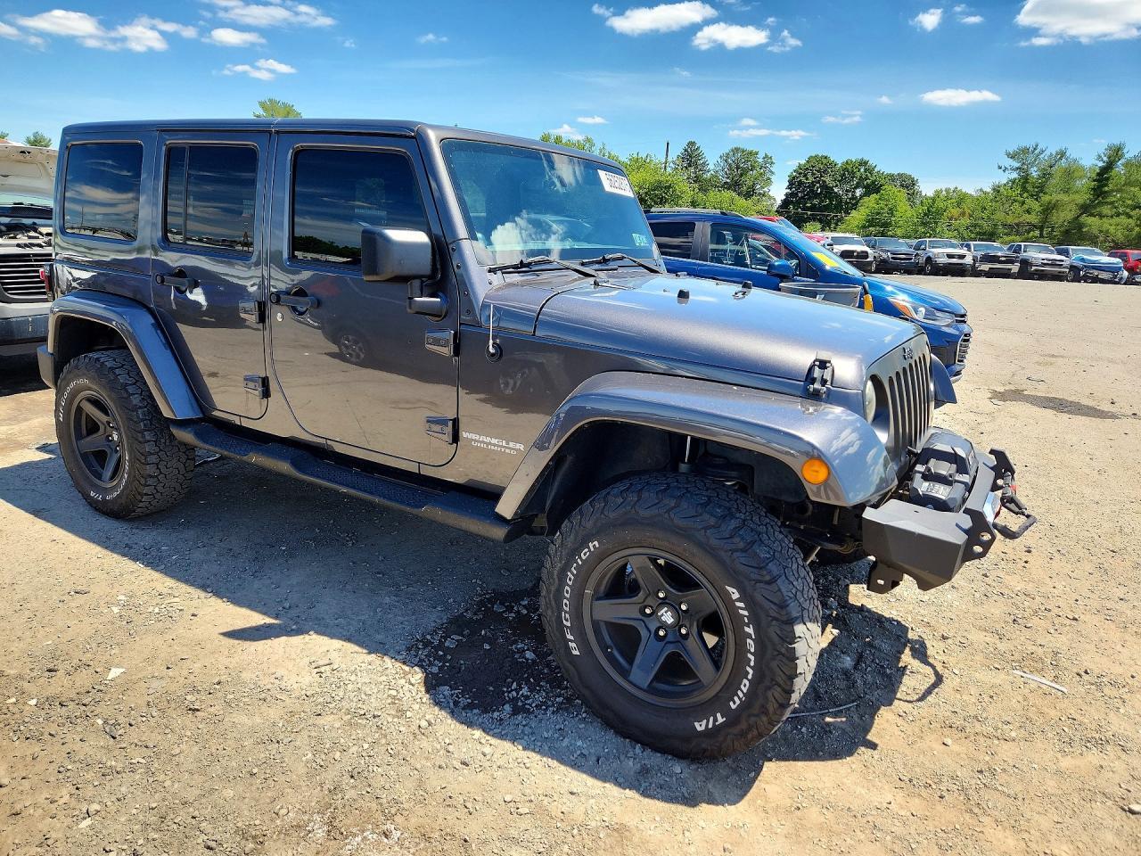 2014 Jeep Wrangler Unlimited Sahara - Фото 4