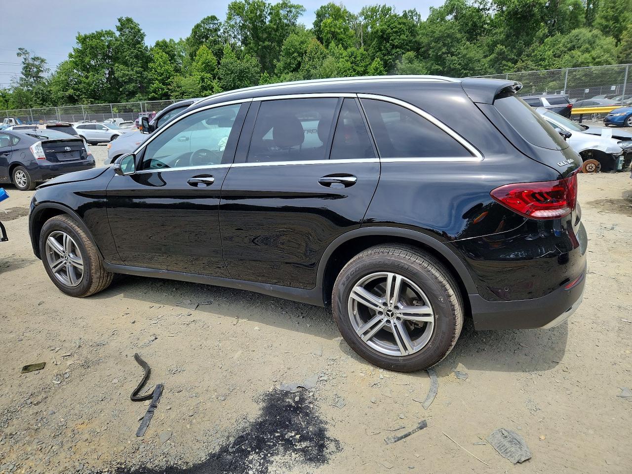 2022 Mercedes-Benz Glc 300 4Matic - Фото 2