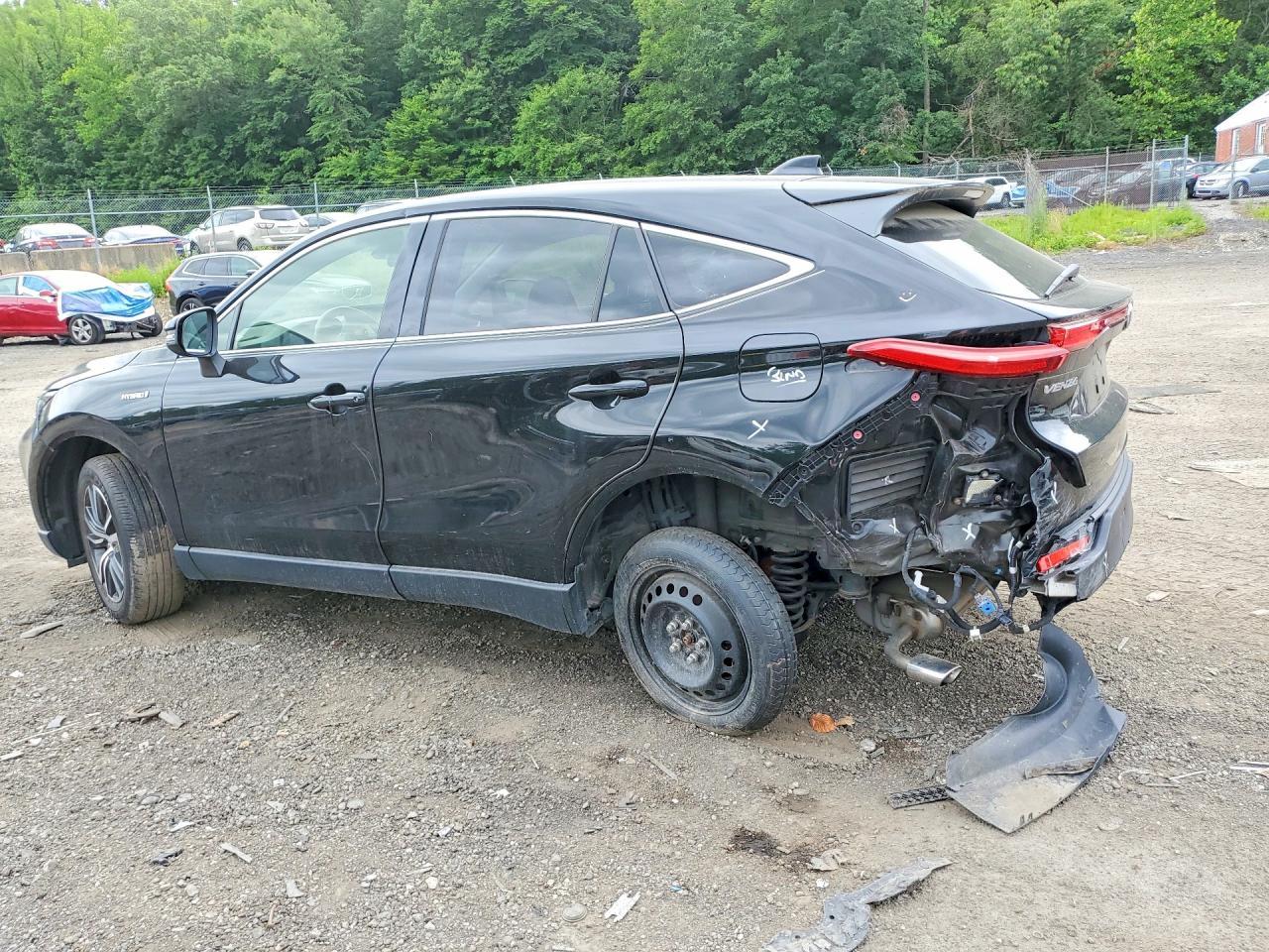 2021 Toyota Venza Le - Фото 2