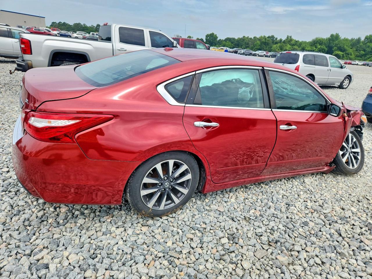 2016 Nissan Altima 2.5 - Фото 3