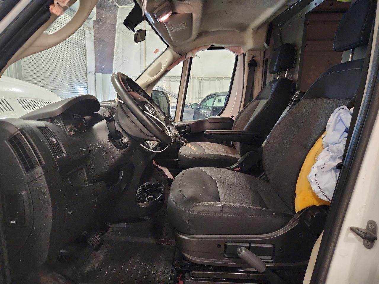 2019 Ram Promaster 2500 Delivery Van - Фото 7