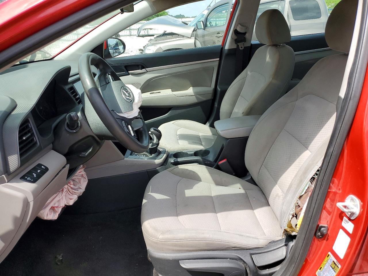 2020 Hyundai Elantra Sel - Фото 7