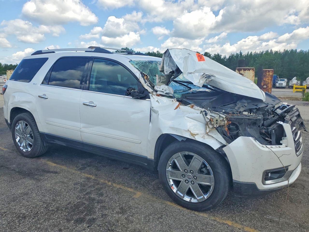 2017 GMC Acadia Limited Slt-2 - Image 4