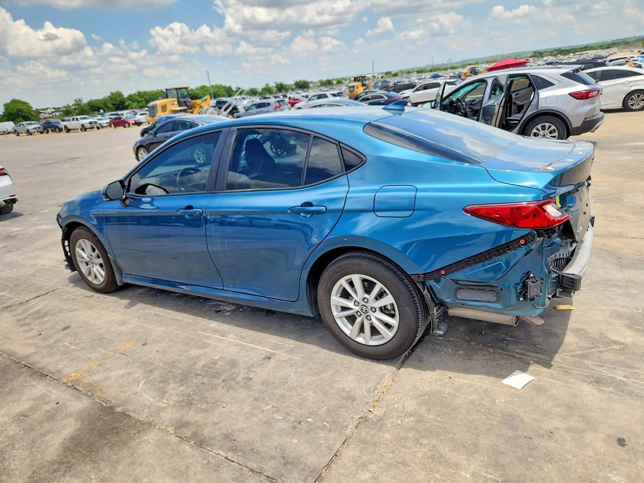 2025 Toyota Camry Le - Image 2