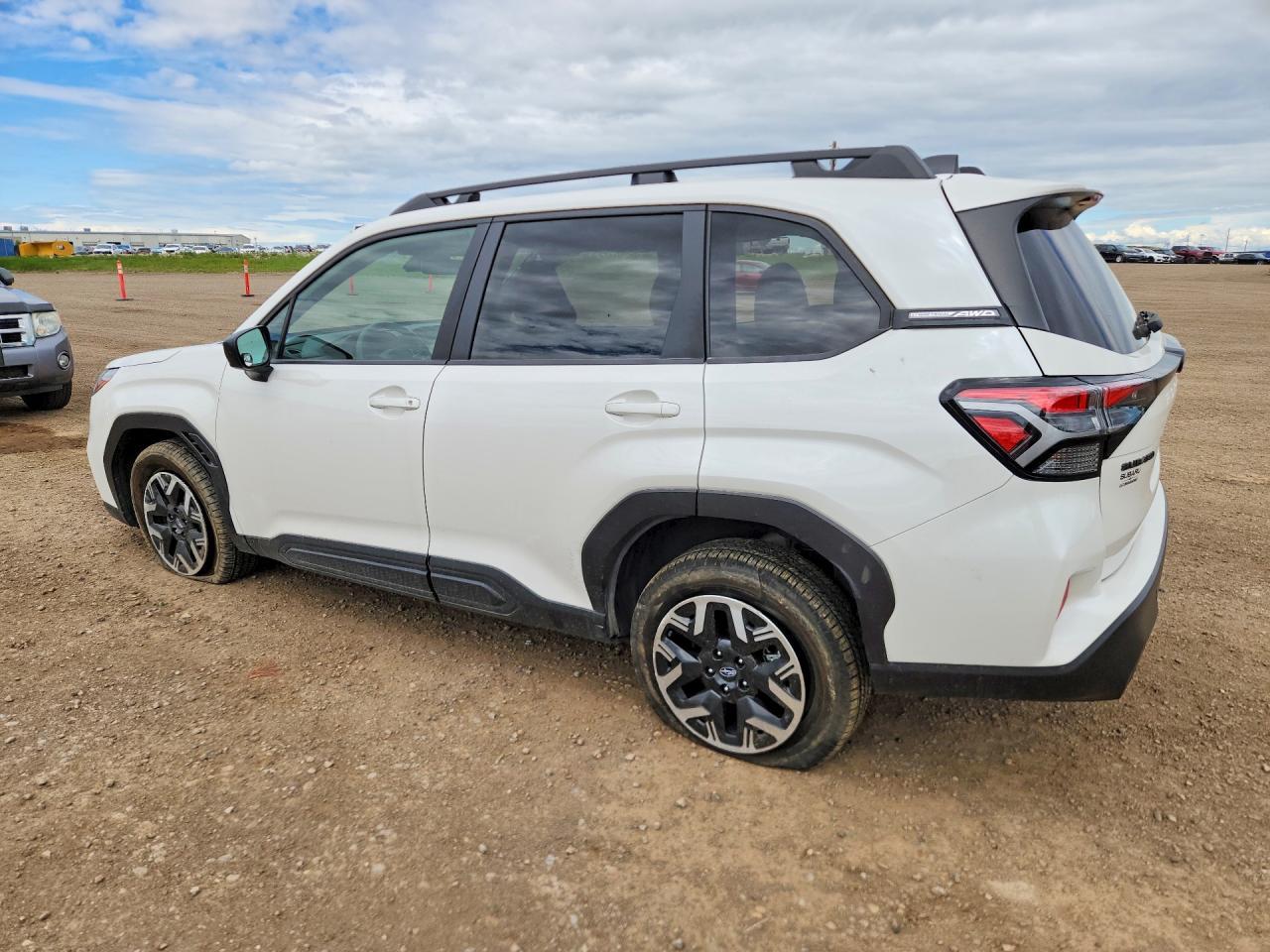 2025 Subaru Forester - Фото 2