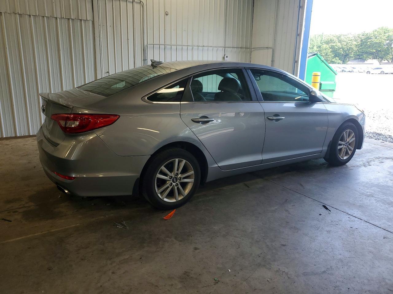 2015 Hyundai Sonata Se - Фото 3