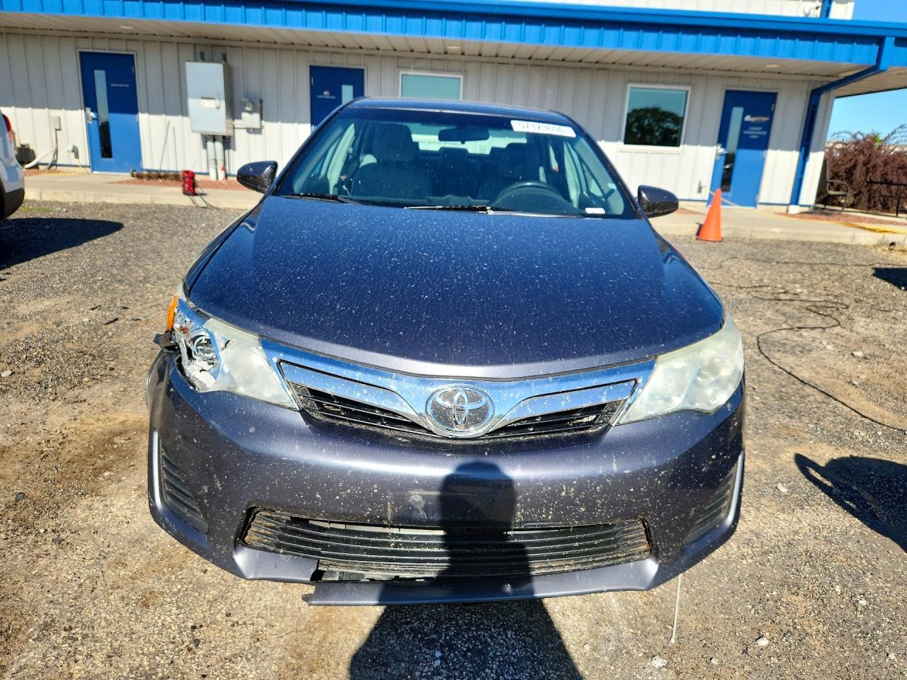 2012 Toyota Camry Le - Image 5