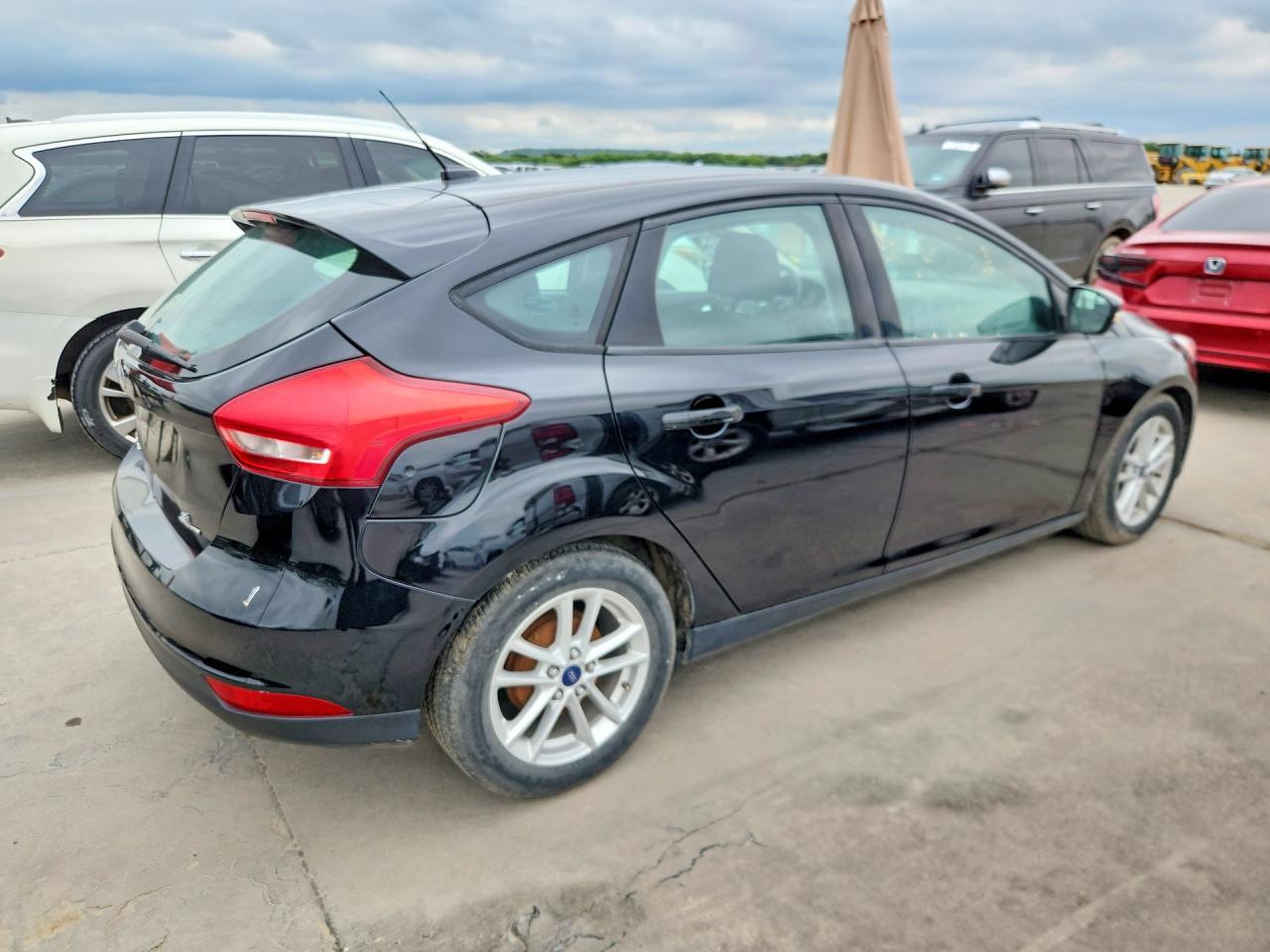 2015 Ford Focus Se - Фото 3