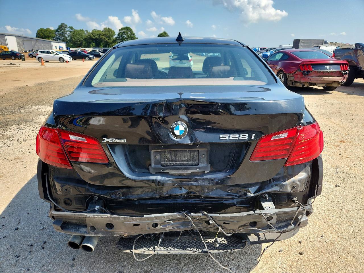 2014 BMW 5 Series - Фото 6