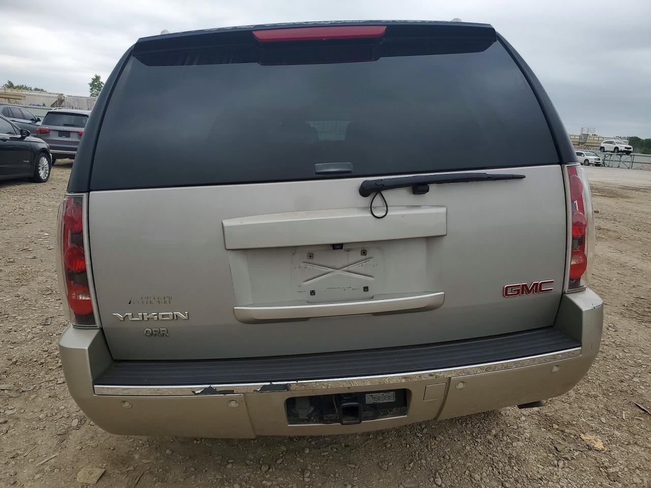 2007 GMC Yukon Denali - Фото 6