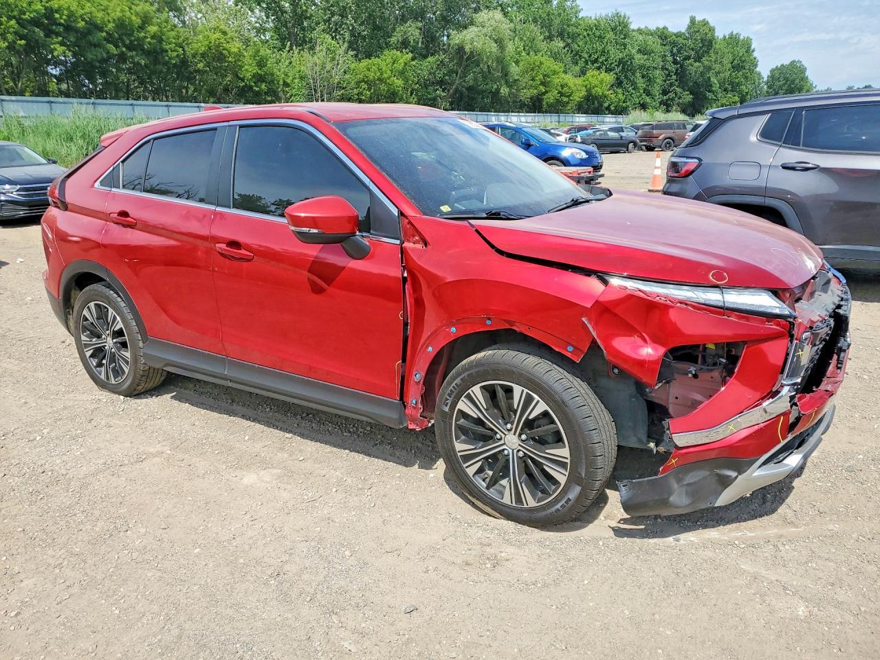 2022 Mitsubishi Eclipse Cross Se - Image 4