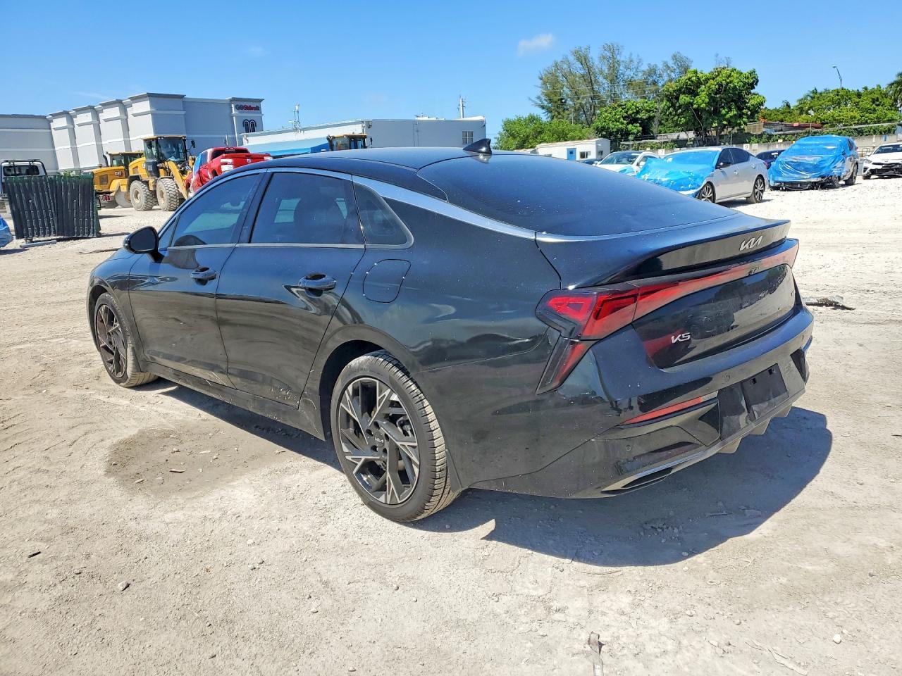 2025 Kia K5 Gt Line - Фото 2
