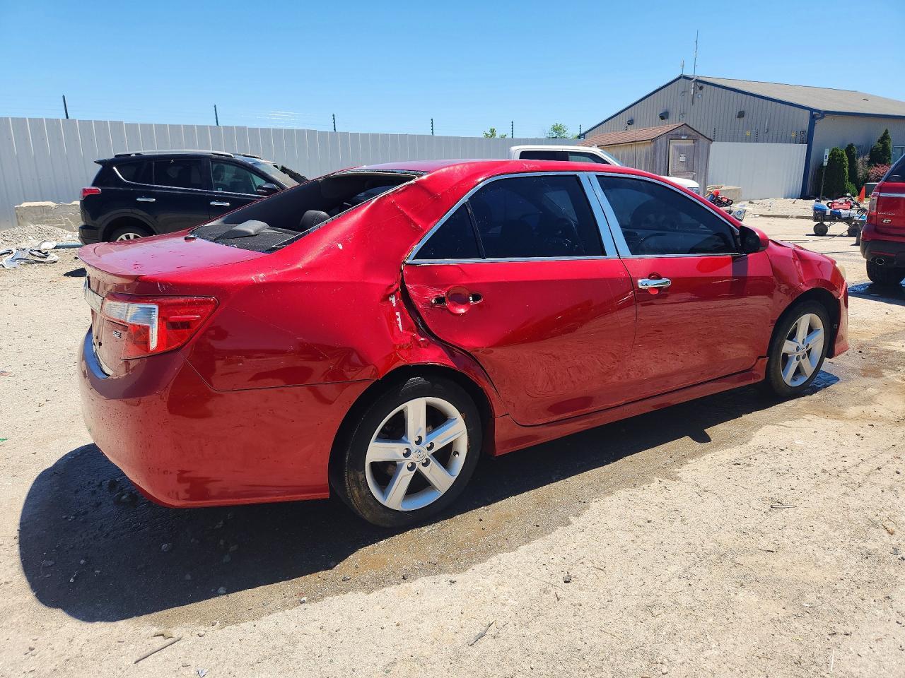 2013 Toyota Camry Se - Фото 3