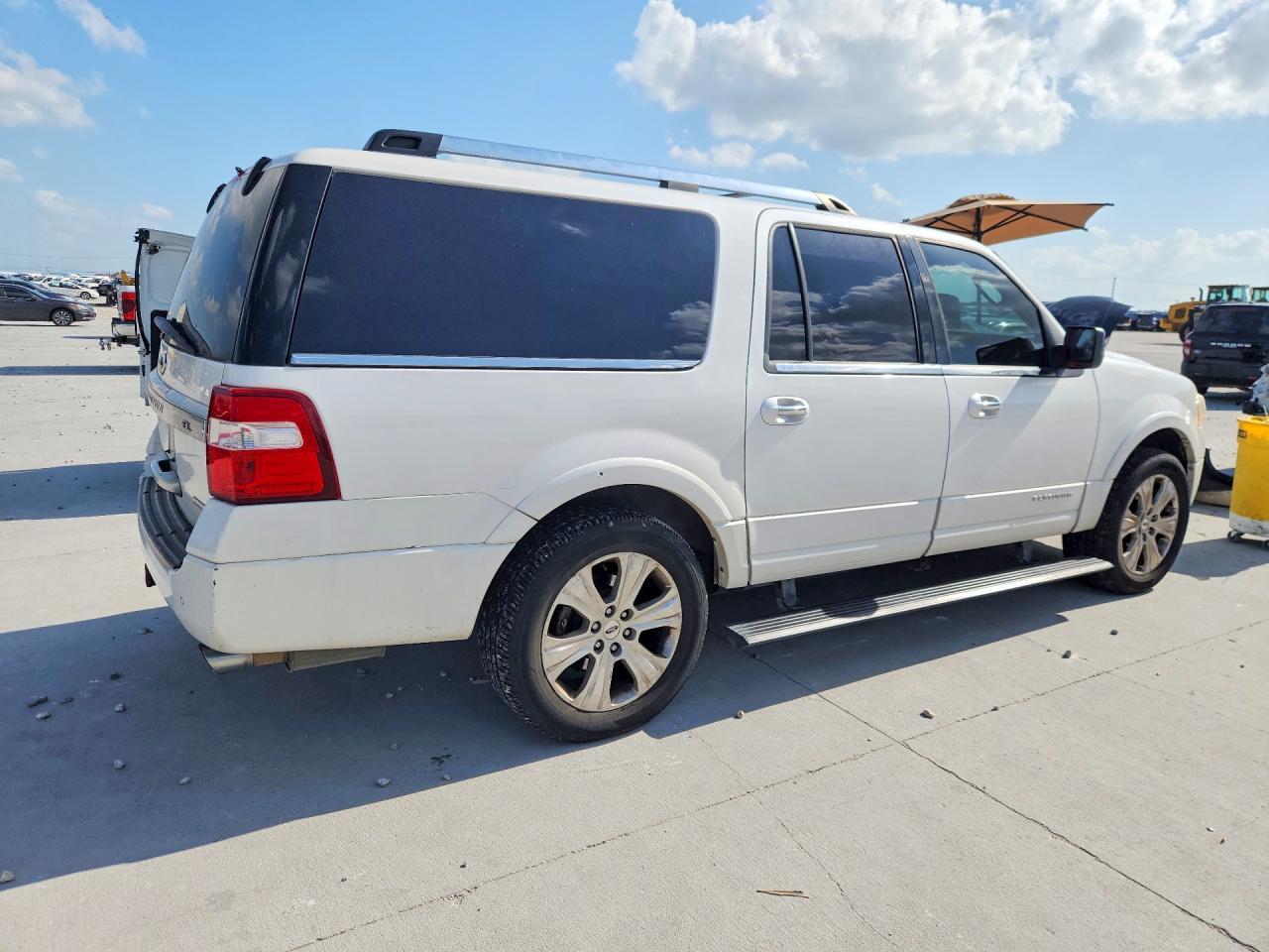2015 Ford Expedition El Platinum - Image 3