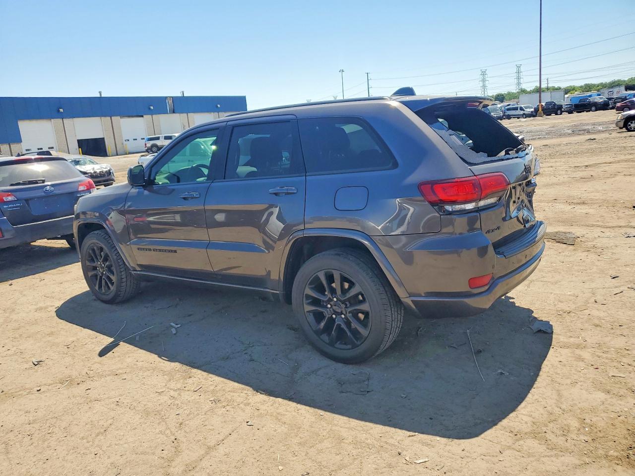 2020 Jeep Grand Cherokee Laredo - Фото 2