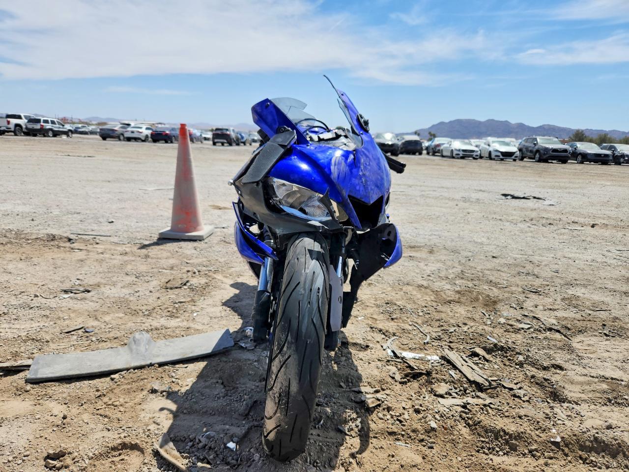 2020 Yamaha Yzfr3 A - Image 2