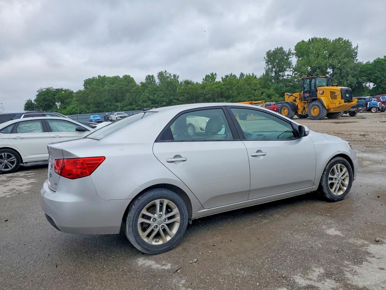2011 Kia Forte Ex - Image 3